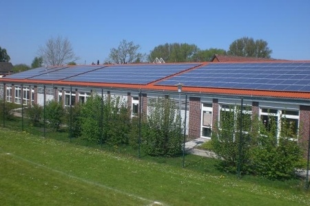 Solaranlage auf der Grundschule Ganspe, Landkreis Wesermarsch
